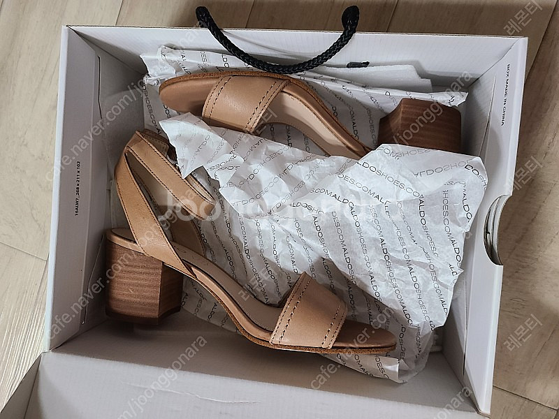 (새제품) 알도 ALDO 스트랩 샌들 앵클스트랩 샌들 US6 230--1