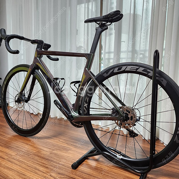 올카본 울테 2023 첼로 엘리엇 D8 M사이즈 로드--1