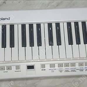 Roland LUCINA AX09 판매합니다. 33만