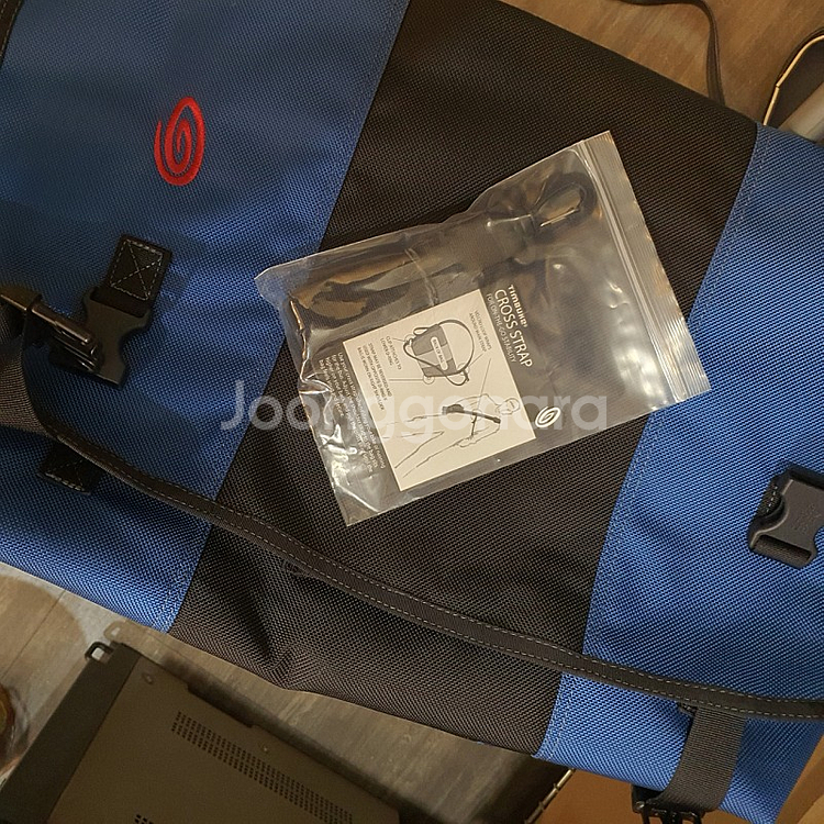 timbuk2 구형 메신저팩 D-Lux Laptop--5