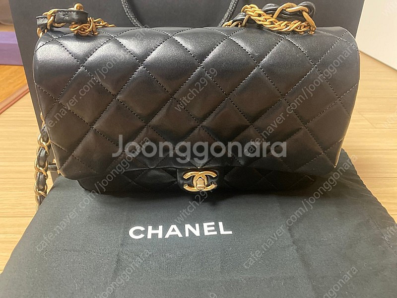 샤넬 ㅡ 검정 ㅡ23 s/s 시즌백--4