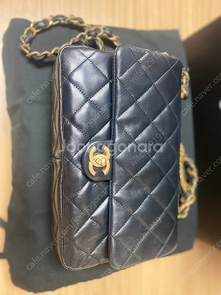 샤넬 ㅡ 검정 ㅡ23 s/s 시즌백--0