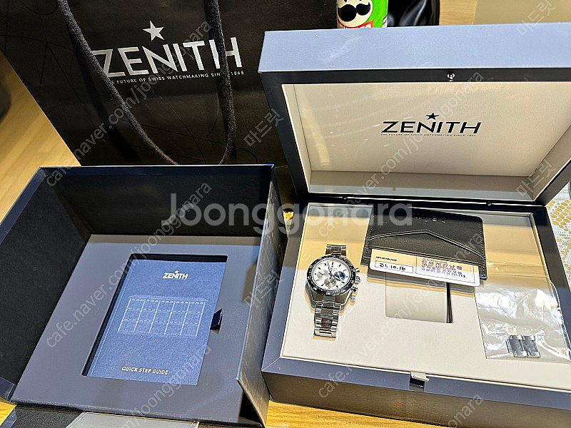 제니스 크로노마스터스포츠 흰판--5