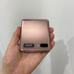 30469 갤럭시 Z플립2 5G 256GB 미스틱브론즈 공기계 팝니다 18만원