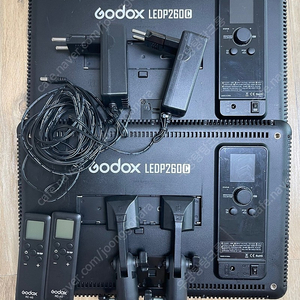 Godox LEDP260C 팝니다.(1set)