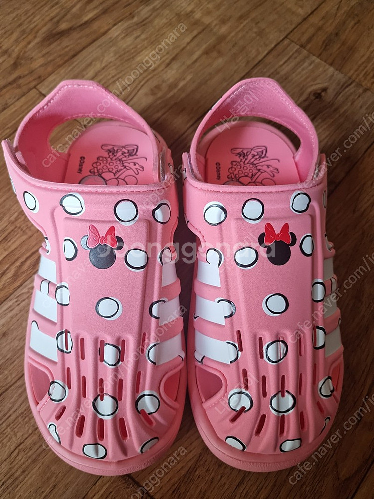 아디다스 샌들--0