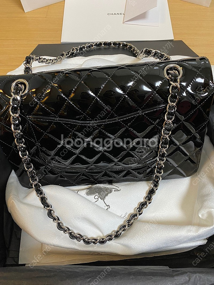 샤넬 클레식백 에나멜 팝니다 (대구)--4
