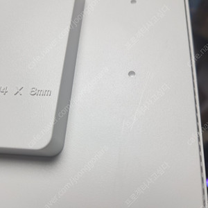 벤큐 4K 게이밍 빔프로젝터 TK700STi 팝니다. 안드로이드TV 포함.