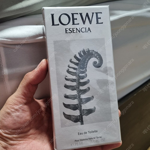 로에베 esencia 향수 75ml 새상품