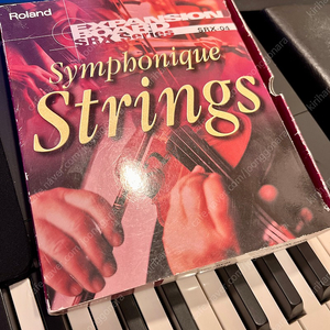 Roland SRX-04(Symphonique Strings) 확장보드 팝니다