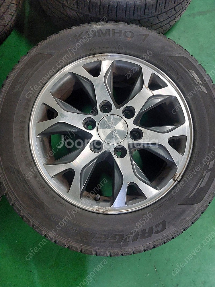 그랜드카니발y포크휠+25미리 스페이스 팝니다--3