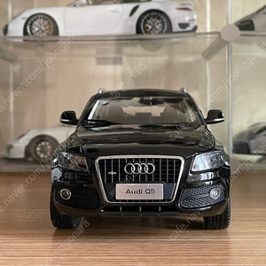 1:18 / CM, LCD / 아우디 Q5, 볼보 V60, 벨라, 600LT 다이캐스트