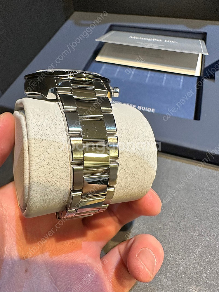 제니스 크로노마스터스포츠 흰판 국내 가격인하--1