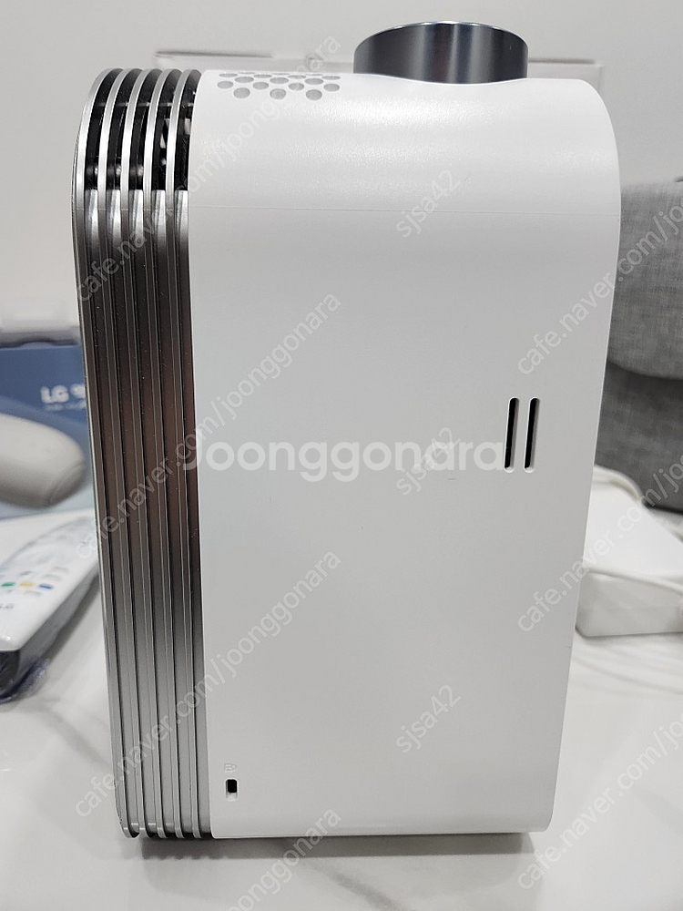LG 시네빔 프로젝터 HF80LA 미사용 스피커, 크롬...--2