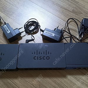 CISCO, LINKSYS 인터넷 스위치 허브 팝니다.