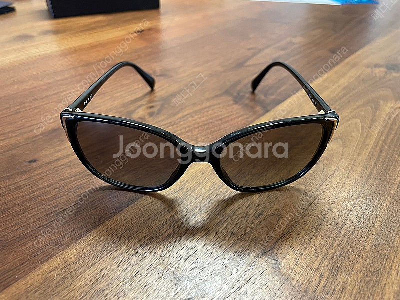 프라다 선글라스--1