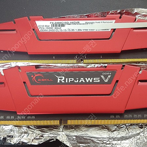 G.SKILL 지스킬 DDR4 2400 16G RIPJAWS V XMP 택포4만 팝니다.