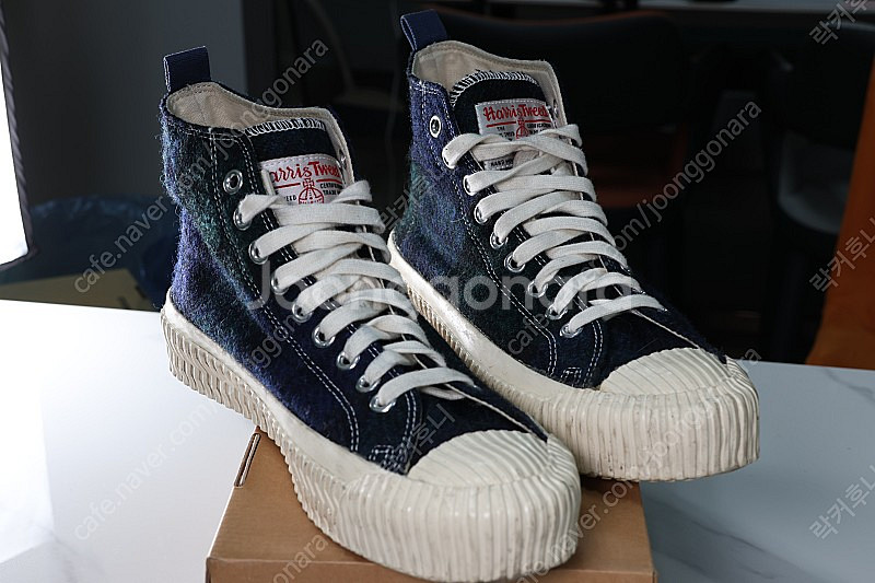 엑셀시오르 볼트 스니커즈 (ft.해리스 트위드)--1