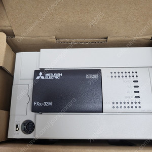 plc 컨트롤러 FX3U-32M