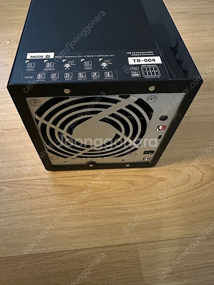QNAP TR-004 (4bay storage das ...--1