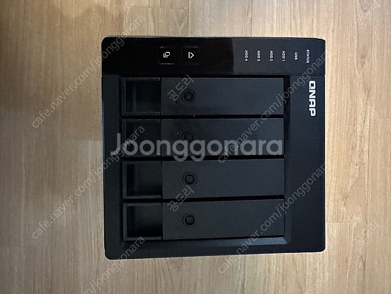QNAP TR-004 (4bay storage das ...--3