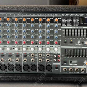 Behringer 14채널 파워드 믹서 PMP2000 (350W x 2) 팝니다.