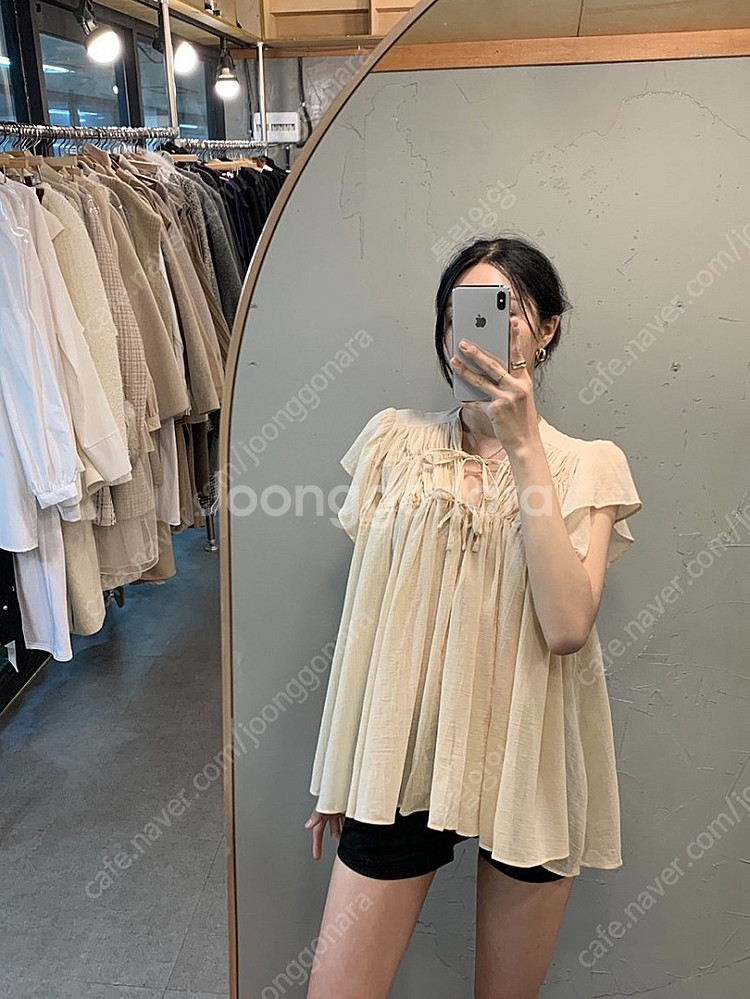 인프젯 리본 주름 셔링 브이넥 프릴 플레어 블라우스 정...--7