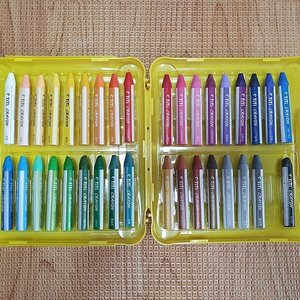 초등학교 준비물, 크레파스 35색, 12색 사인펜, 16색 색연필, 키티 필통, 콤보스