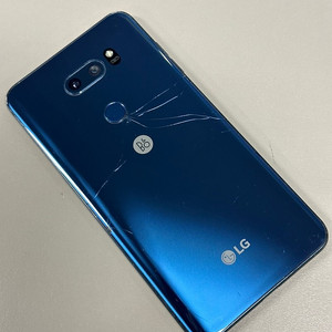 LG V30 블루색상 64기가 터치정상 게임용 파손폰 4만원에 판매합니다