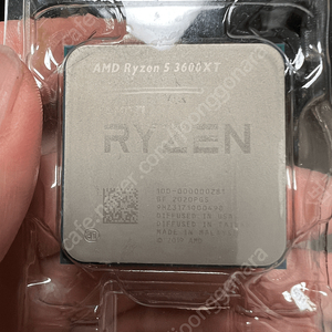 AMD Ryzen 3600XT CPU 판매합니다