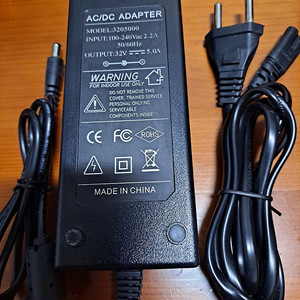 DC 32V 5A 전원 어댑터 (5.5x2.5mm)