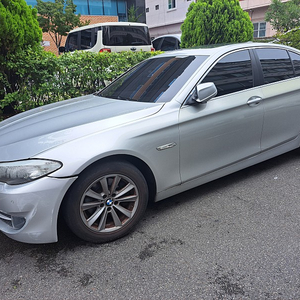 BMW F10 523i 중고부품 팝니다