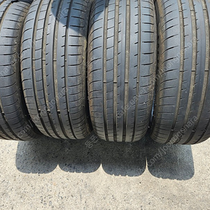 미니 컨트리맨 225 45 19 굿이어F1 임판급 중고타이어 판매합니다!