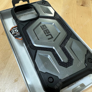 Uag 아이폰14프로맥스 모나크 케블라 케이스 실버