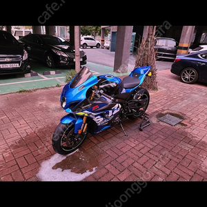 r1000r 18년식2만키로