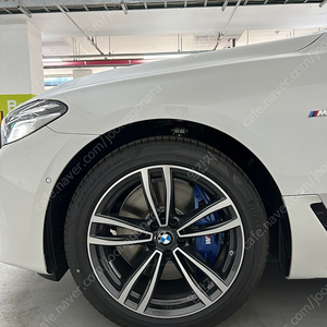 BMW 신차 출고 타이어 / 피렐리 피제로 / 19인치 전 245 45 19, 후 275 40 19