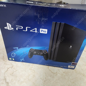 ps4 pro 플스4프로 1테라 블랙 팝니다(타이틀8장포함)