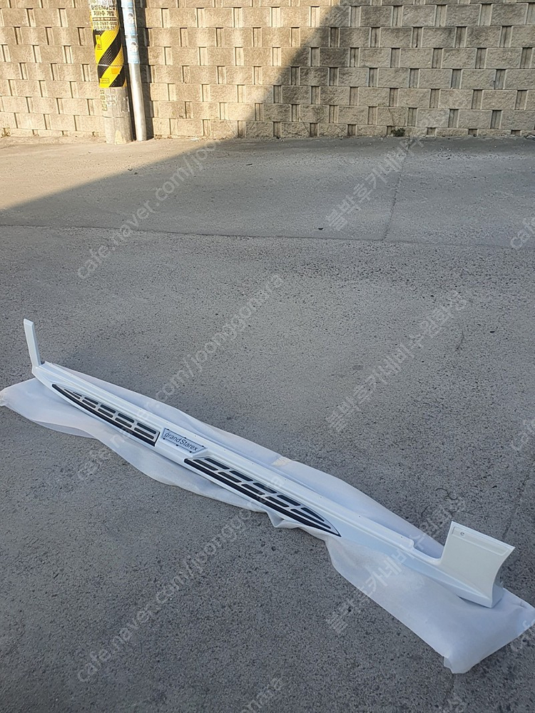 사이드 스텝 발판 그랜드 스타렉스 올뉴카니발 이미지