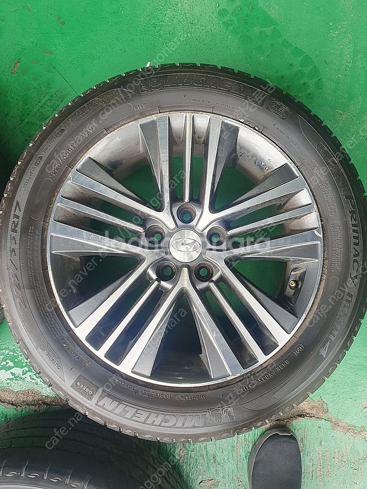 hg 17인치 준신형휠 미쉐린225 55 17--2