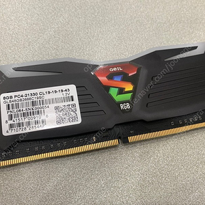 Geil RAM DDR4 (8GB X2) 상태좋은 램 2개일괄판매 (마지막)