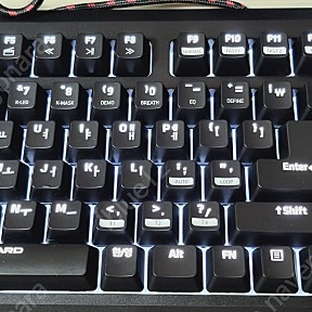 [판매중] 풀박스 스카이디지탈 NKEYBOARD NKEY-C1 LED (청축) 기계식 게이밍 키보드 판매합니다.