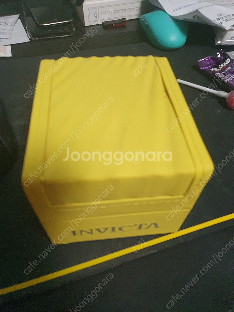 인빅타(INVICTA) 청콤마 26962 시계 팝니다.--0
