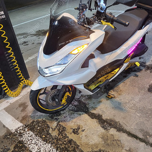 pcx2022년식 ABS풀튜닝급 팜니다