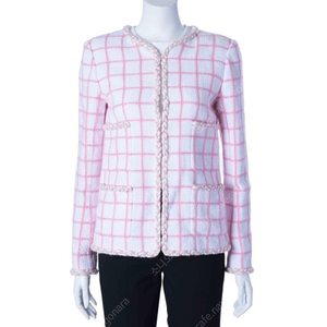 샤넬 23 크루즈 컬렉션 핑크 트위드 자켓