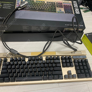 Corsair 커세어 K100 opx 광적축 미드나잇골드 팝니다