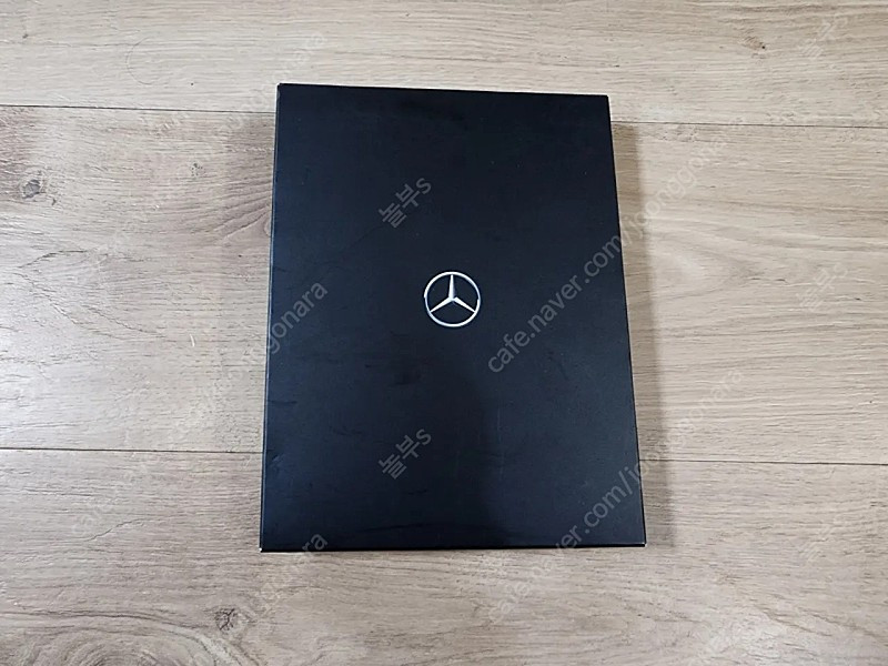 벤츠 자석 휴대폰거치대1개 논슬립패드1개 다이어리1개 총3개 일괄 미사용 새상품 판매합니다(2만원) 이미지