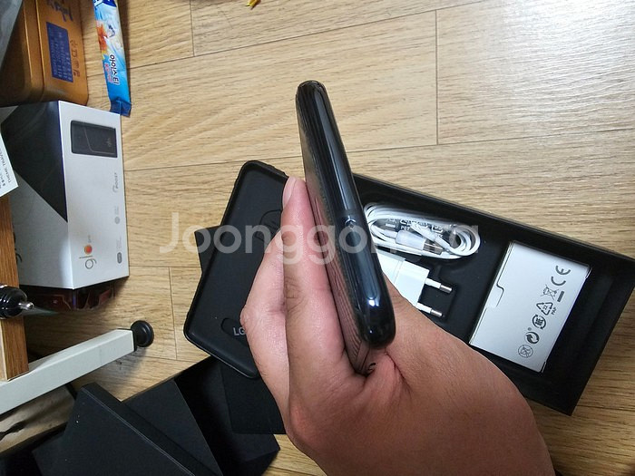 부산 SKT 향 LG V50S 풀박스 팝니다. 듀얼 포...--2