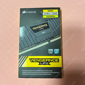 커세어 벤전스 lpx ddr4 32g cl16 3200 새제품