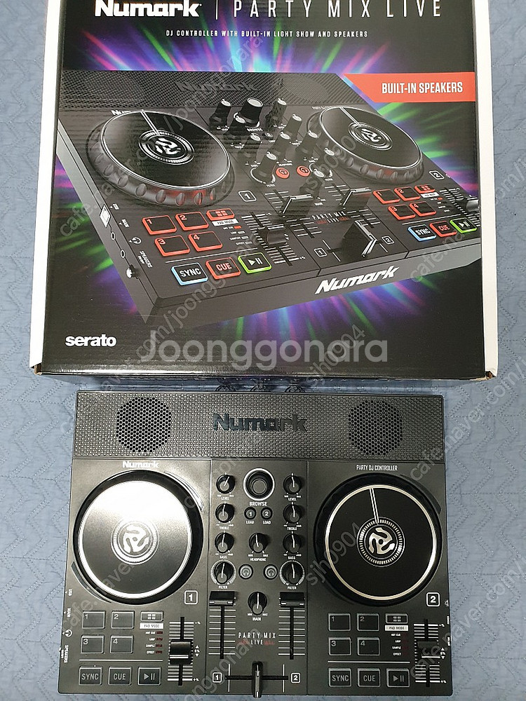 입문체험용으로 좋은 dj 컨트롤러 (numark partymix live) 판매합니다 (스피커자체 장착)--0