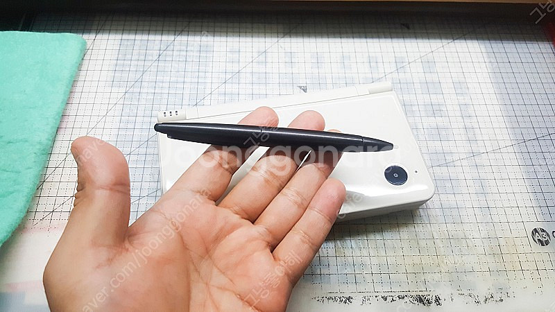 닌텐도 DSI LL 화이트 + 커펌 + 터치펜 + 충전...--7